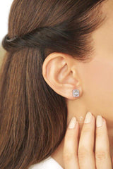 Silver 2-Carat Appearance 925K Diamond Model Baguette Earrings with White Stones